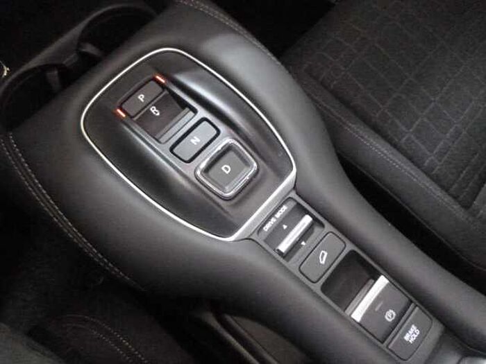 Honda ZR-V Hybrid e: HEV 2.0 i-MMD Elegance