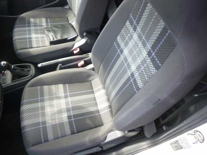 Volkswagen Up  3-Türer up! BlueMotion Tech. Club up!