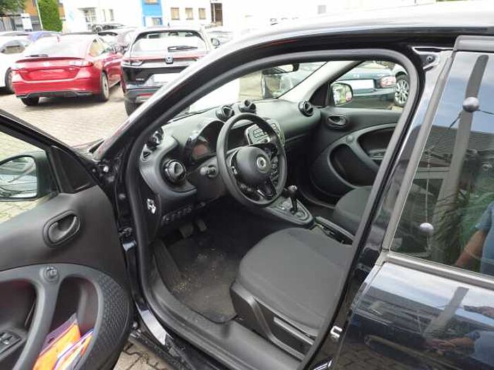 Smart forfour electric drive smart EQ