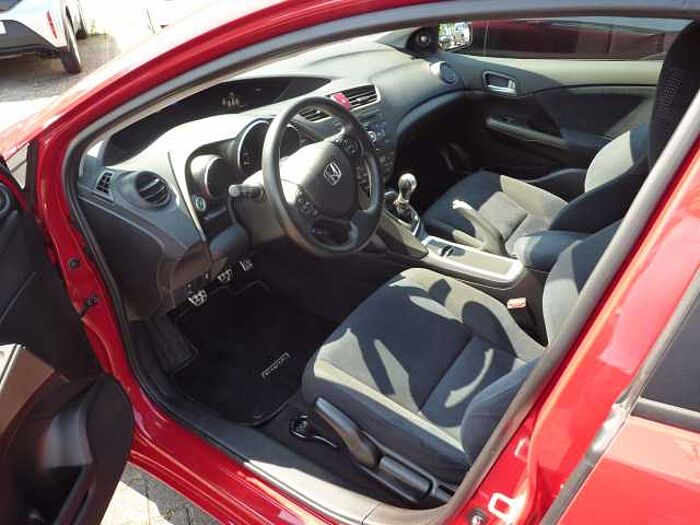 Honda Civic 1.8 i-VTEC Lifestyle + Sound