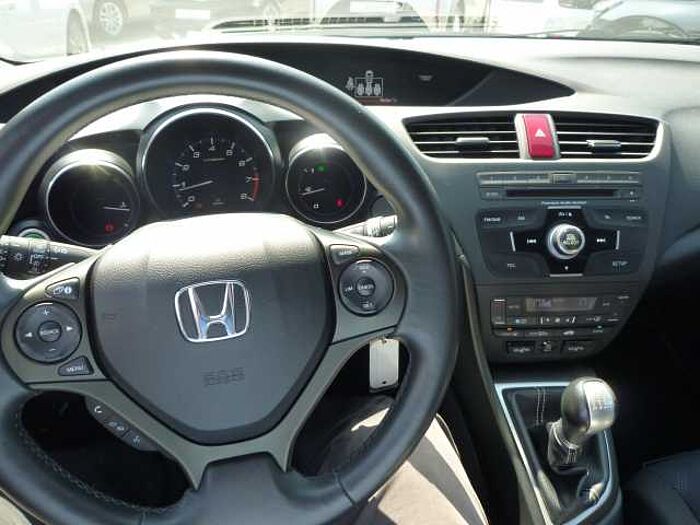 Honda Civic 1.8 i-VTEC Lifestyle + Sound