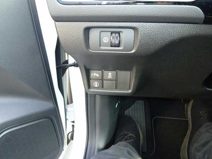 Honda Civic e:HEV 2.0 i-MMD Hybrid Elegance