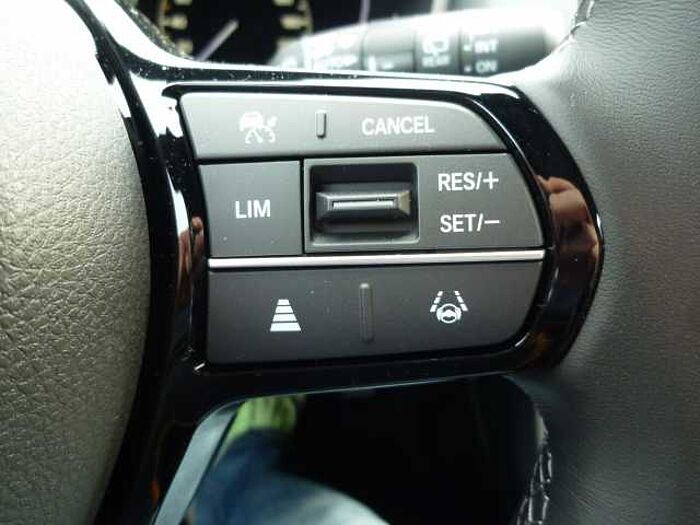 Honda Civic e: HEV 2.0 i-MMD Hybrid Sport