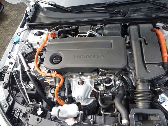 Honda Civic e: HEV 2.0 i-MMD Hybrid Sport