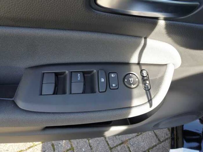 Honda Jazz Hybrid e: HEV 1.5 i-MMD Elegance