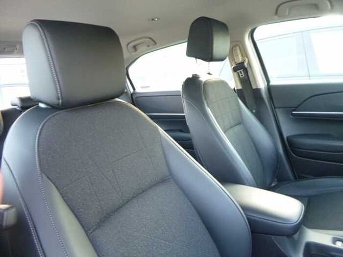 Honda HR-V Hybrid e:HEV 1.5 i-MMD Advance