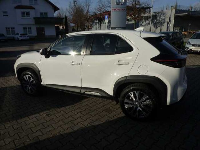 Toyota Yaris Cross Hybrid 1.5 VVT-i Team Deutschland