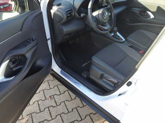 Toyota Yaris Cross Hybrid 1.5 VVT-i Team Deutschland