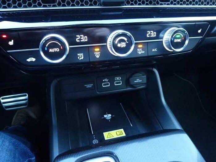 Honda Civic e:HEV 2.0 i-MMD Hybrid Advance