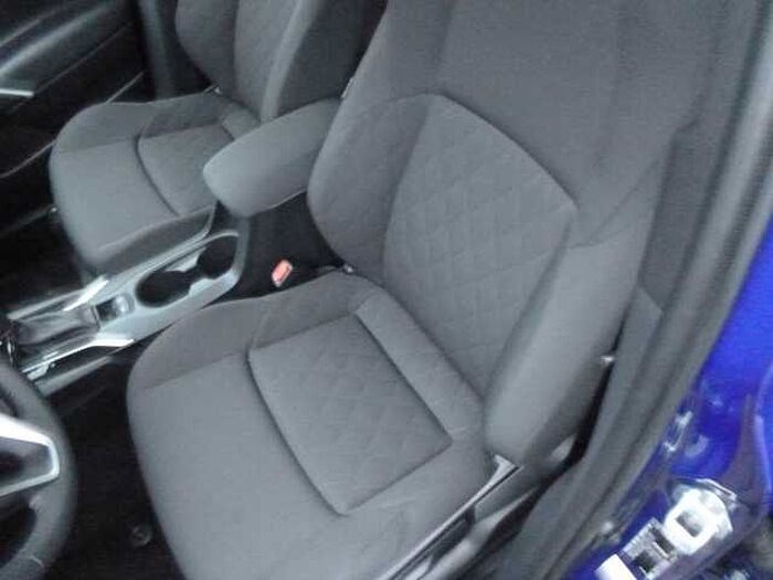 Toyota Corolla Cross Hybrid 1.8 VVT-i Style Comfort