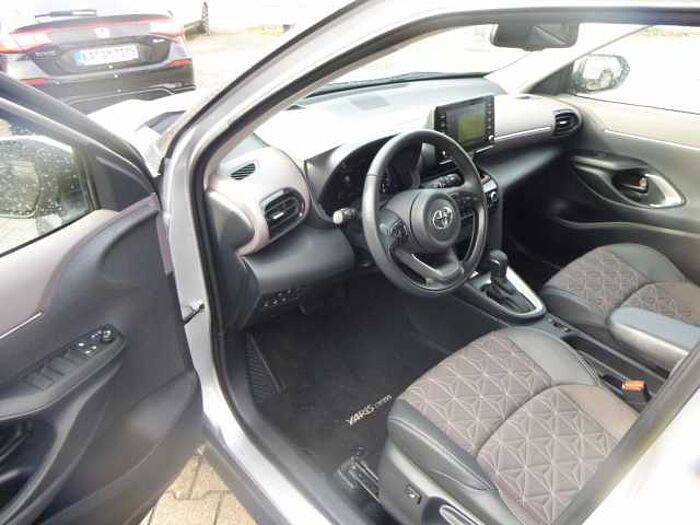 Toyota Yaris Cross Hybrid 1.5 VVT-i Elegant 2WD