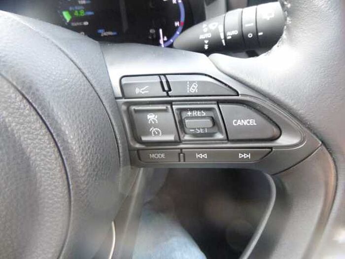 Toyota Yaris Cross Hybrid 1.5 VVT-i Elegant 2WD