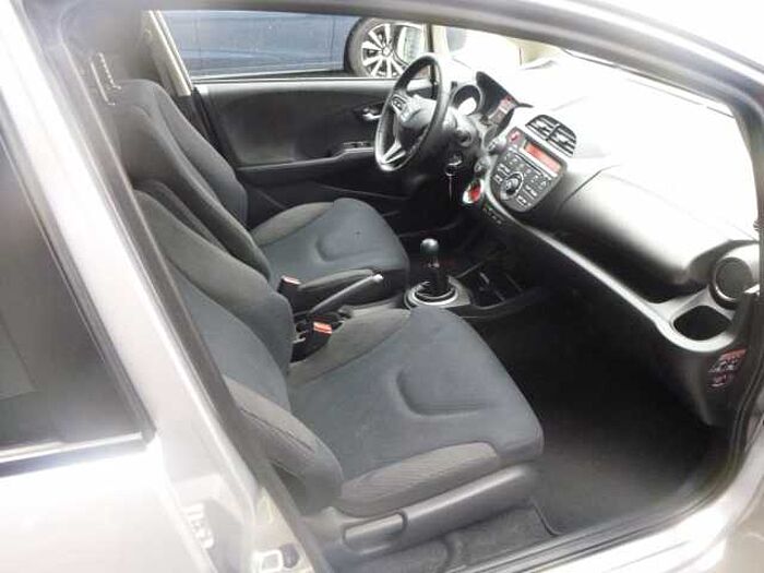 Honda Jazz 1.4 i-VTEC Comfort Plus