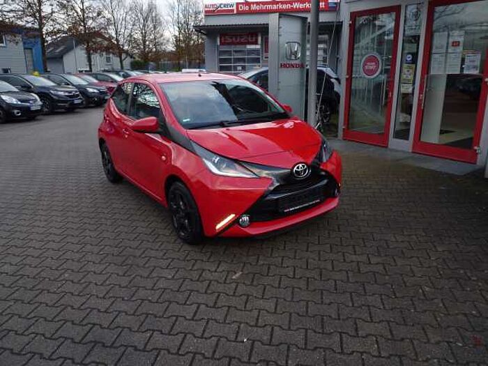 Toyota Aygo 5-Türer x-play touch