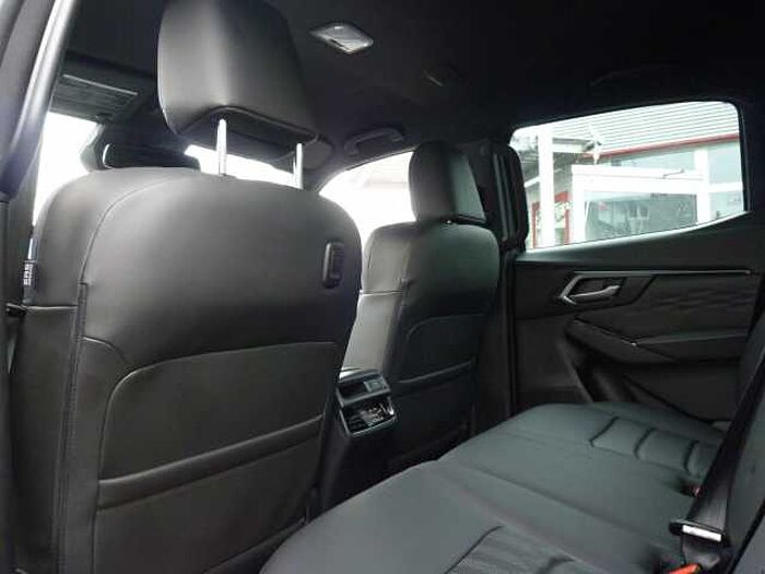 Isuzu D-Max Double Cab 4WD Autm. V-Cross