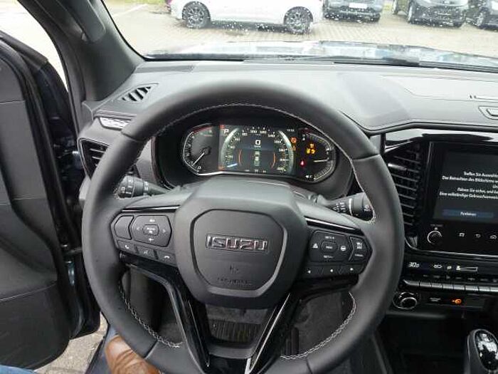 Isuzu D-Max Double Cab 4WD Autm. V-Cross