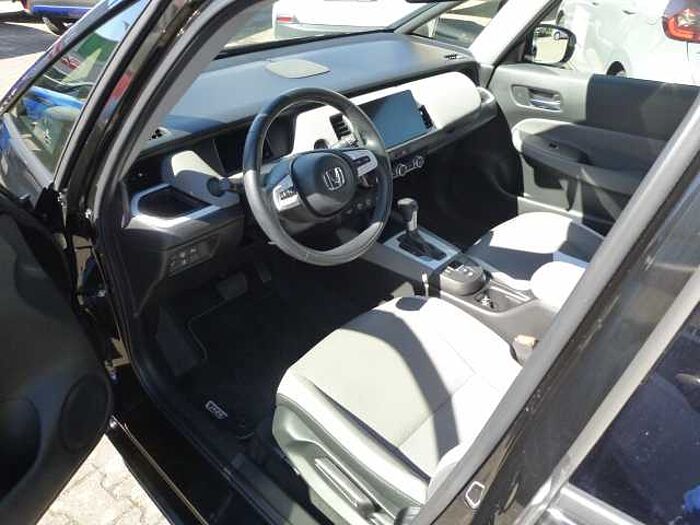 Honda Jazz Hybrid e: HEV 1.5 i-MMD Crosstar Executive