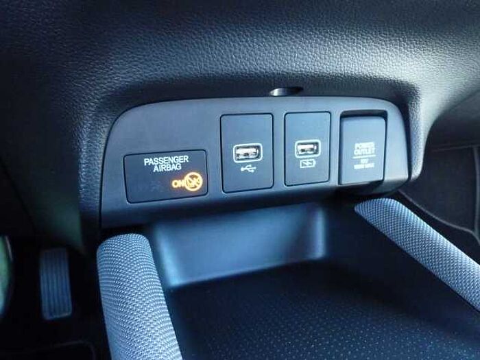 Honda Jazz Hybrid e: HEV 1.5 i-MMD Crosstar Executive