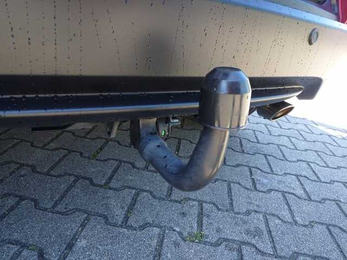 Honda HR-V 1.5 i-VTEC CVT Elegance + AHK + usw.