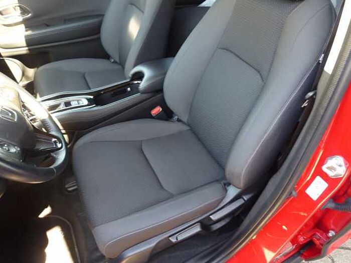 Honda HR-V 1.5 i-VTEC CVT Elegance + AHK + usw.