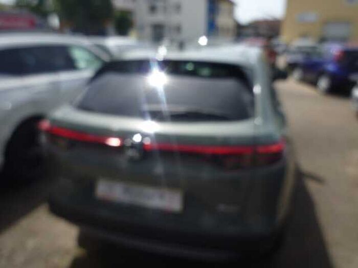 Honda HR-V Hybrid e:HEV 1.5 i-MMD Elegance