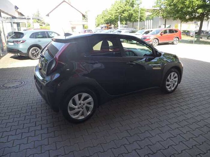 Toyota Aygo X X Active
