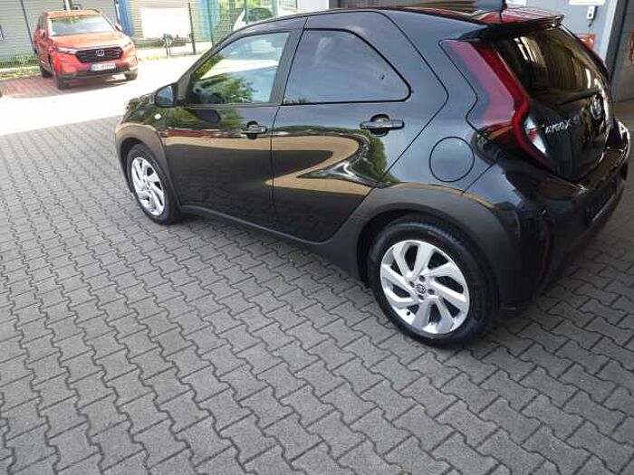 Toyota Aygo X X Active