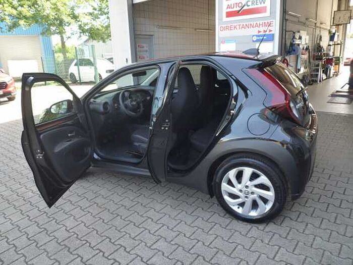 Toyota Aygo X X Active