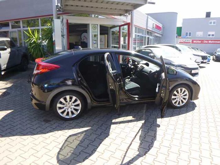 Honda Civic 1.8 i-VTEC Lifestyle