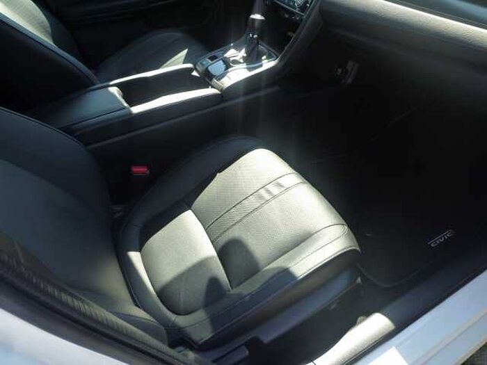 Honda Civic 1.5 i-VTEC Turbo Prestige