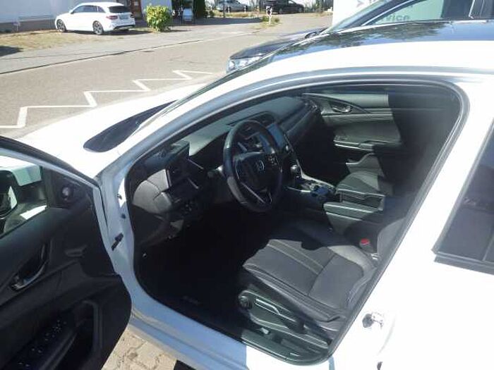 Honda Civic 1.5 i-VTEC Turbo Prestige