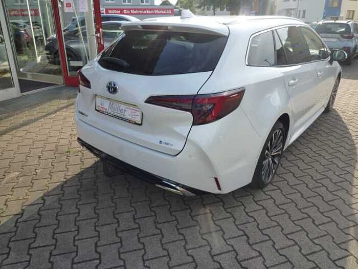 Toyota Corolla Touring Style Hybrid 1.8 Touring Hybrid