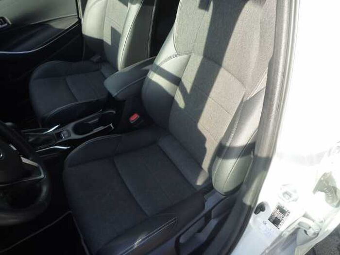 Toyota Corolla Touring Style Hybrid 1.8 Touring Hybrid